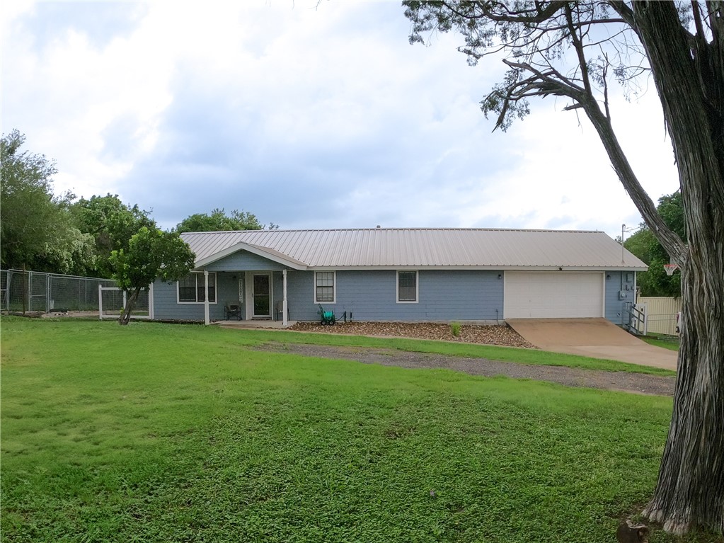 4625 Harney Rd Property Photo 1