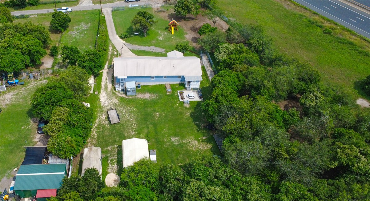 4625 Harney Rd Property Photo 9
