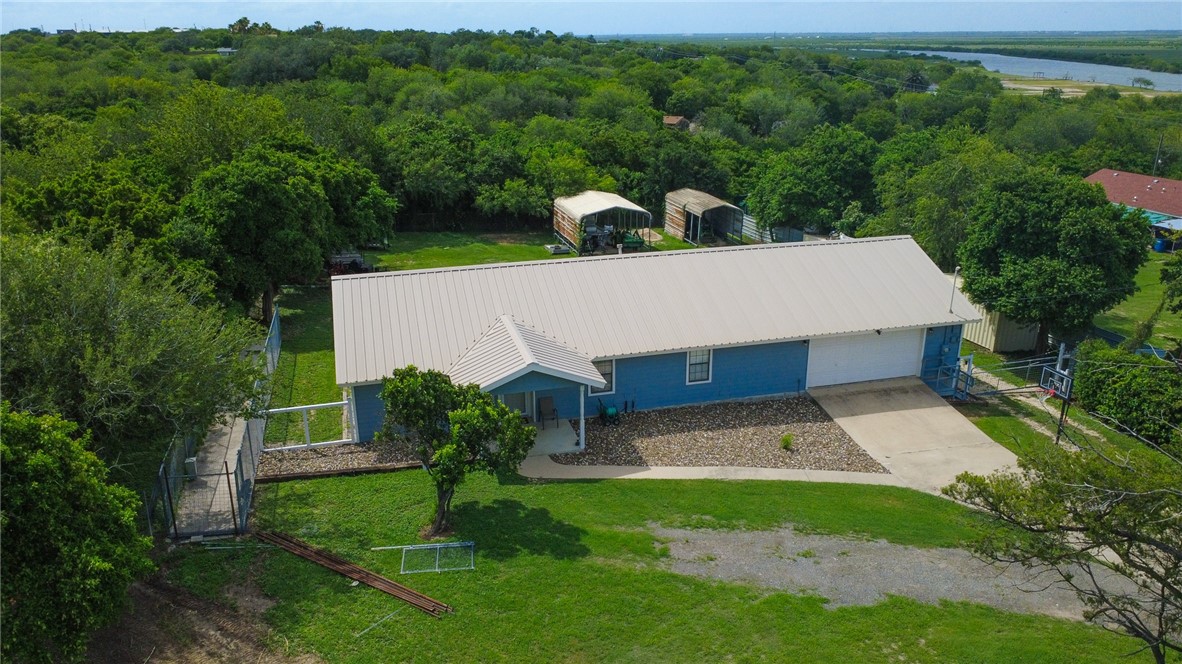 4625 Harney Rd Property Photo 11