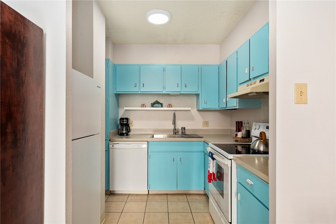 715 S Upper Broadway St 404 Property Photo 11