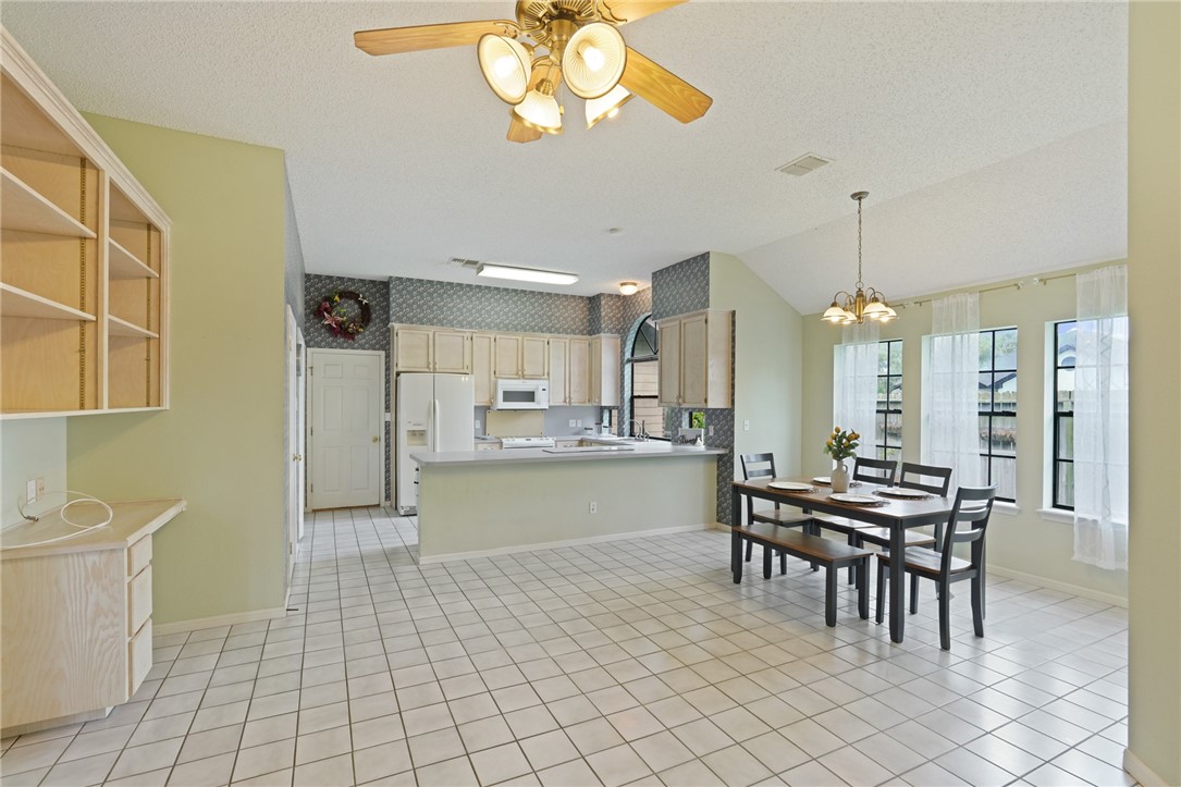2217 Dorsey St Property Photo 11