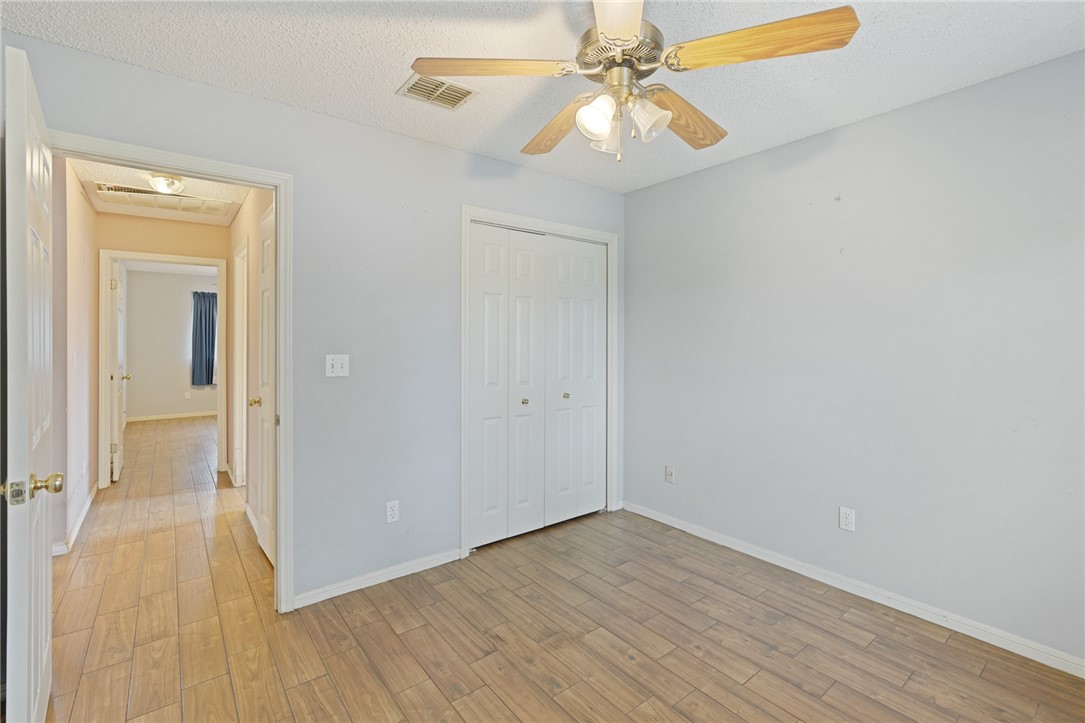 2217 Dorsey St Property Photo 25