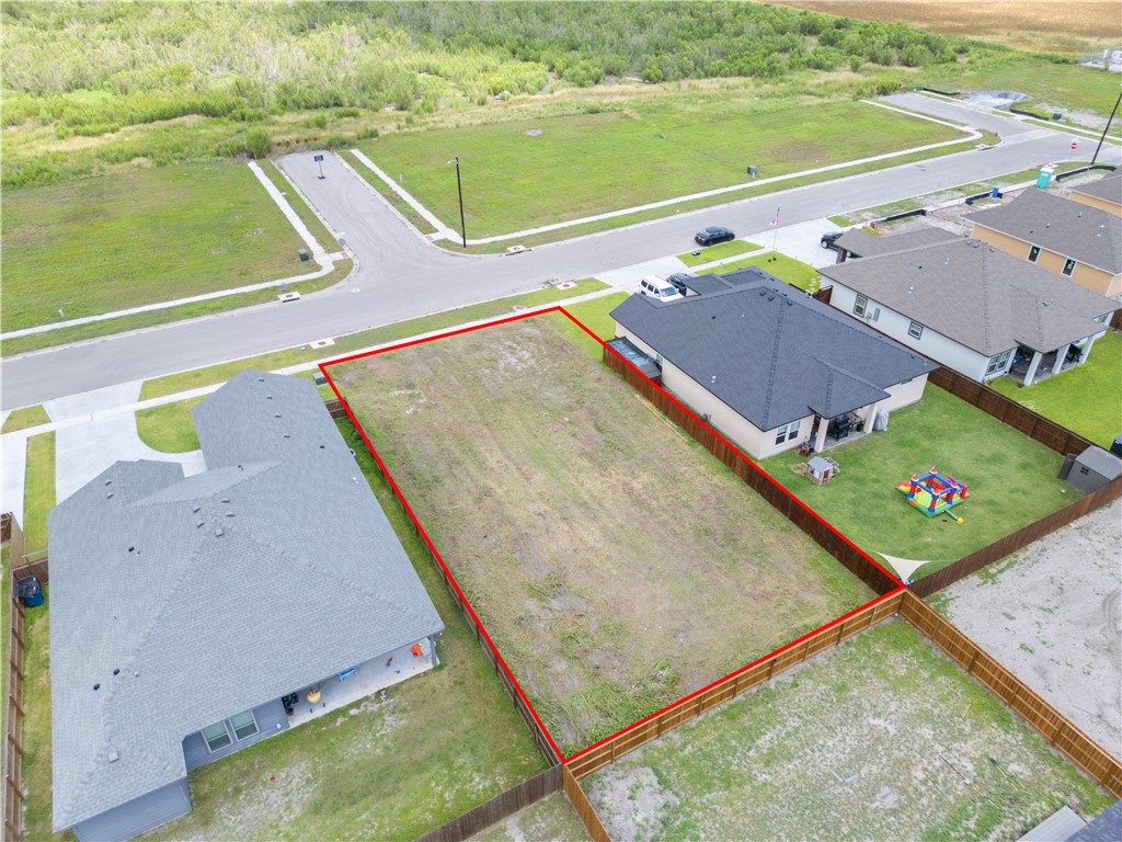 106 Meadowbrook Property Photo 4