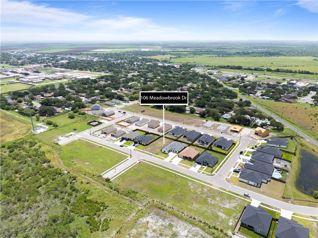 106 Meadowbrook Property Photo 8