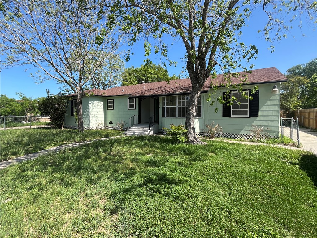 529 Ohio Ave Property Photo 1