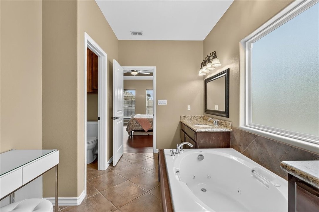 15134 Barataria Dr Property Photo 23