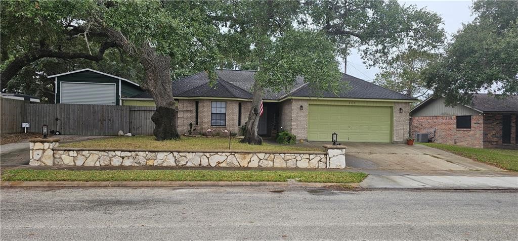 2119 Capeheart Property Photo 1