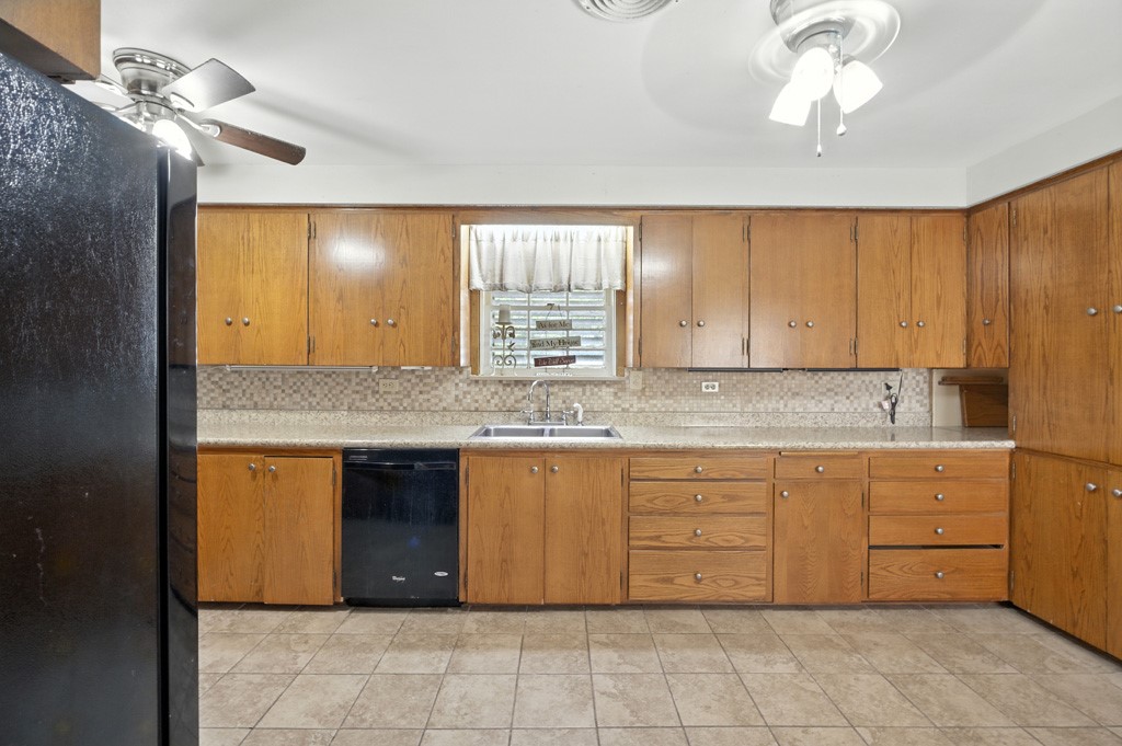 1024 E Sinton St Property Photo 18