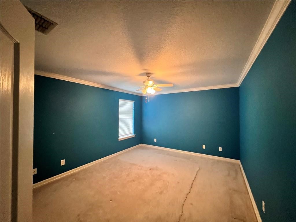 8017 Villefranche Dr Property Photo 11