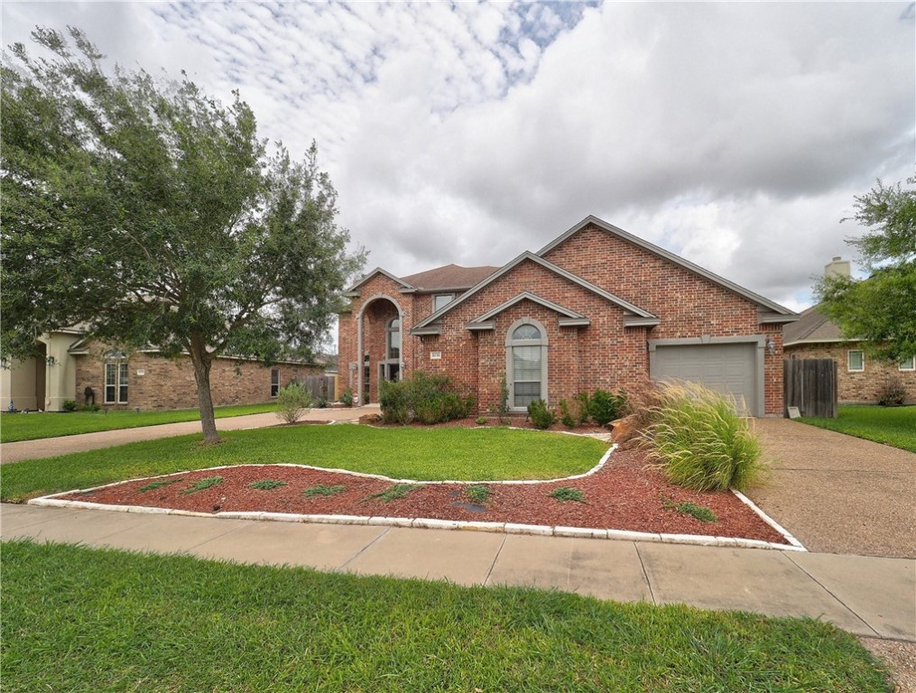 6134 Strasbourg Dr Property Photo 3