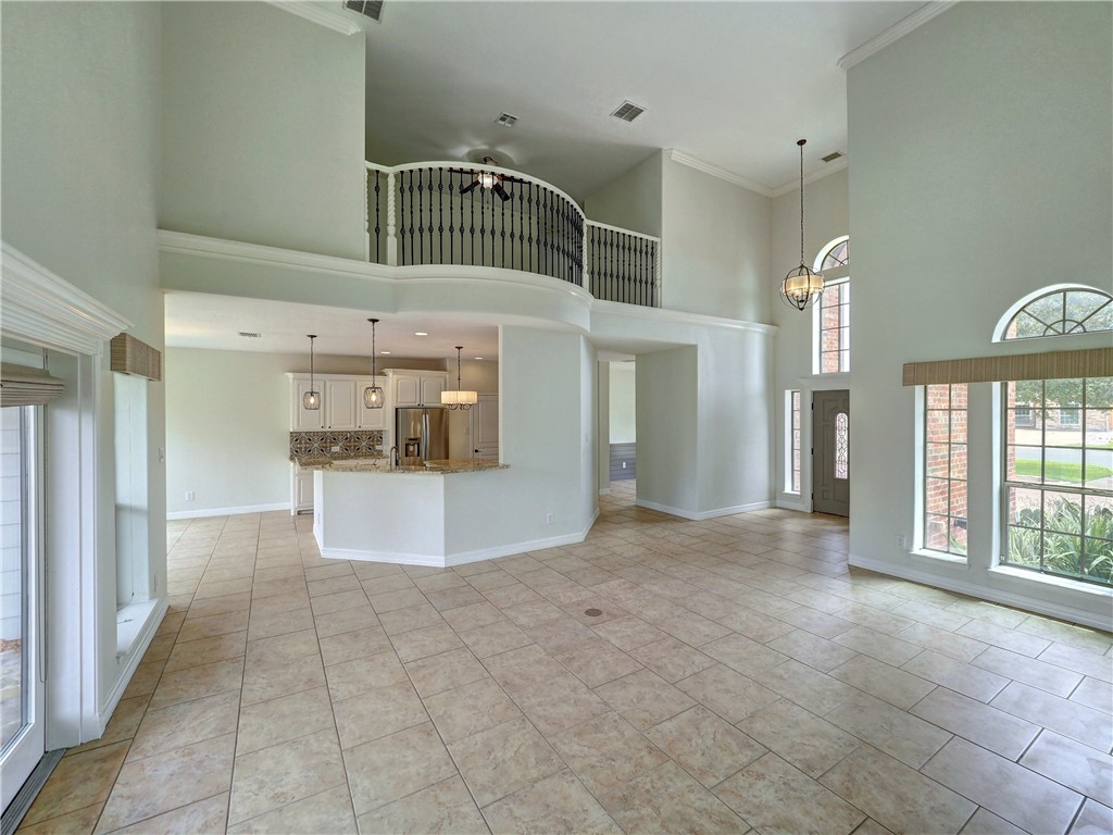 6134 Strasbourg Dr Property Photo 5