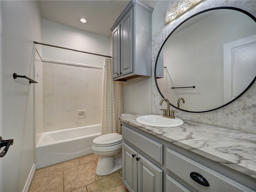 6134 Strasbourg Dr Property Photo 21