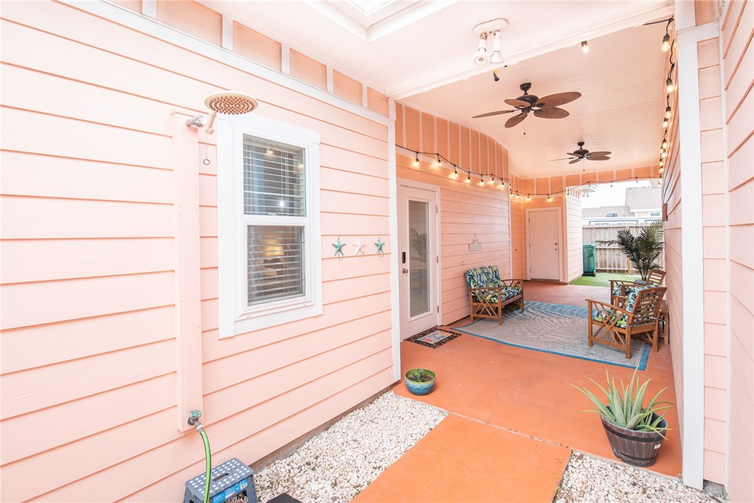 14205 Anegada Dr Property Photo 4
