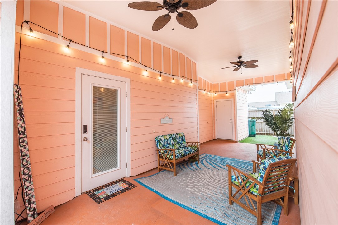 14205 Anegada Dr Property Photo 6