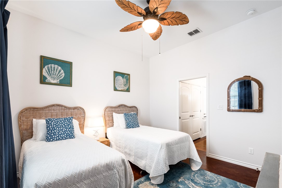 14205 Anegada Dr Property Photo 22