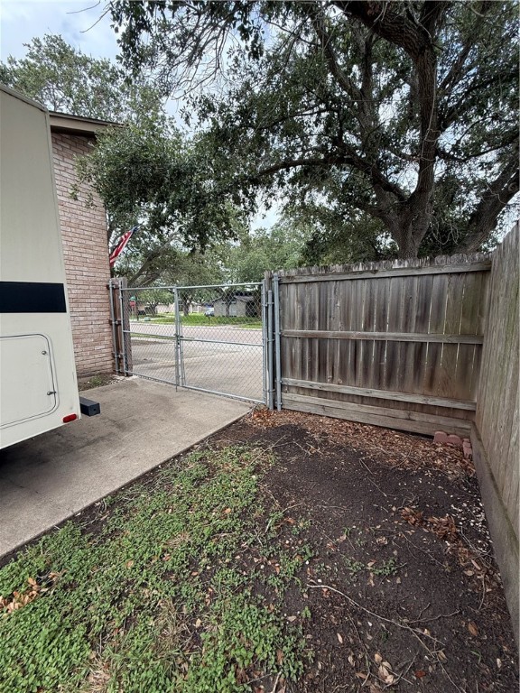5953 Cinnamon Oaks Dr Property Photo 26