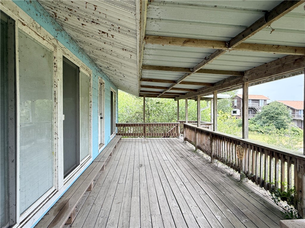 165 Oxbow Property Photo 1