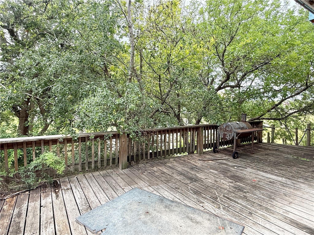 165 Oxbow Property Photo 2