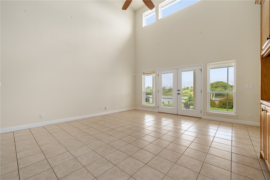 122 Sea Mist Dr Property Photo 13