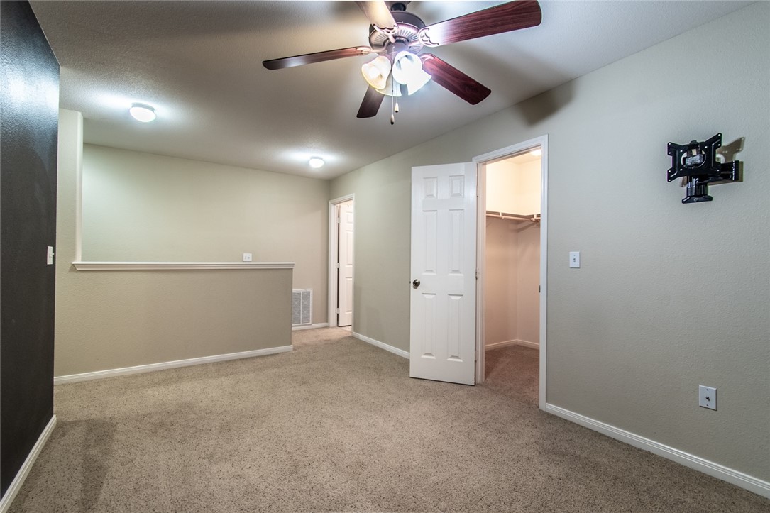 2526 Whirlwind St Property Photo 23