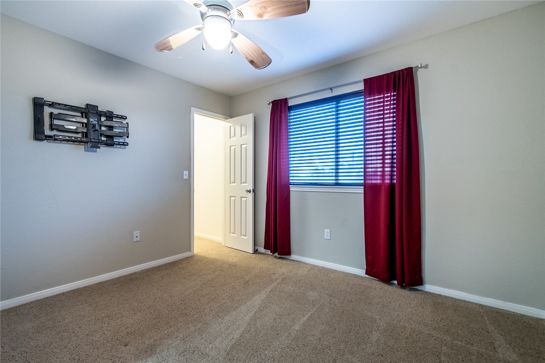 2526 Whirlwind St Property Photo 27