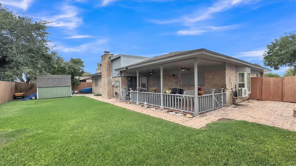 5301 Bromley Dr Property Photo 25