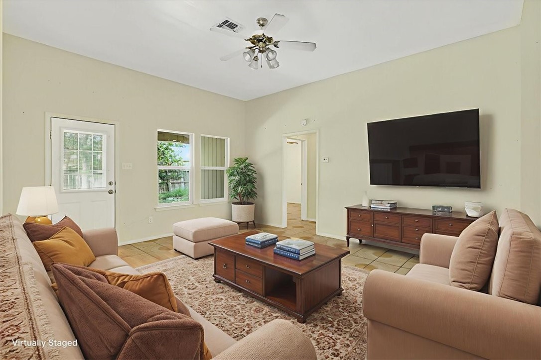 1225 Calle San Carlos Property Photo 4