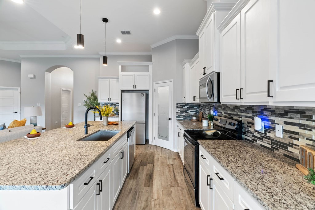 5810 Bella Di Giorno Dr Property Photo 7