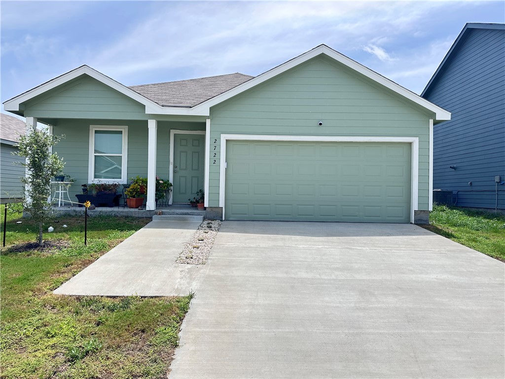 2722 Winterfell St Property Photo 3