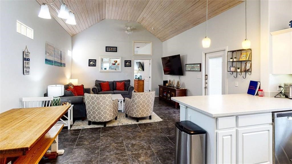 2212 State Highway 361 220 Property Photo 5