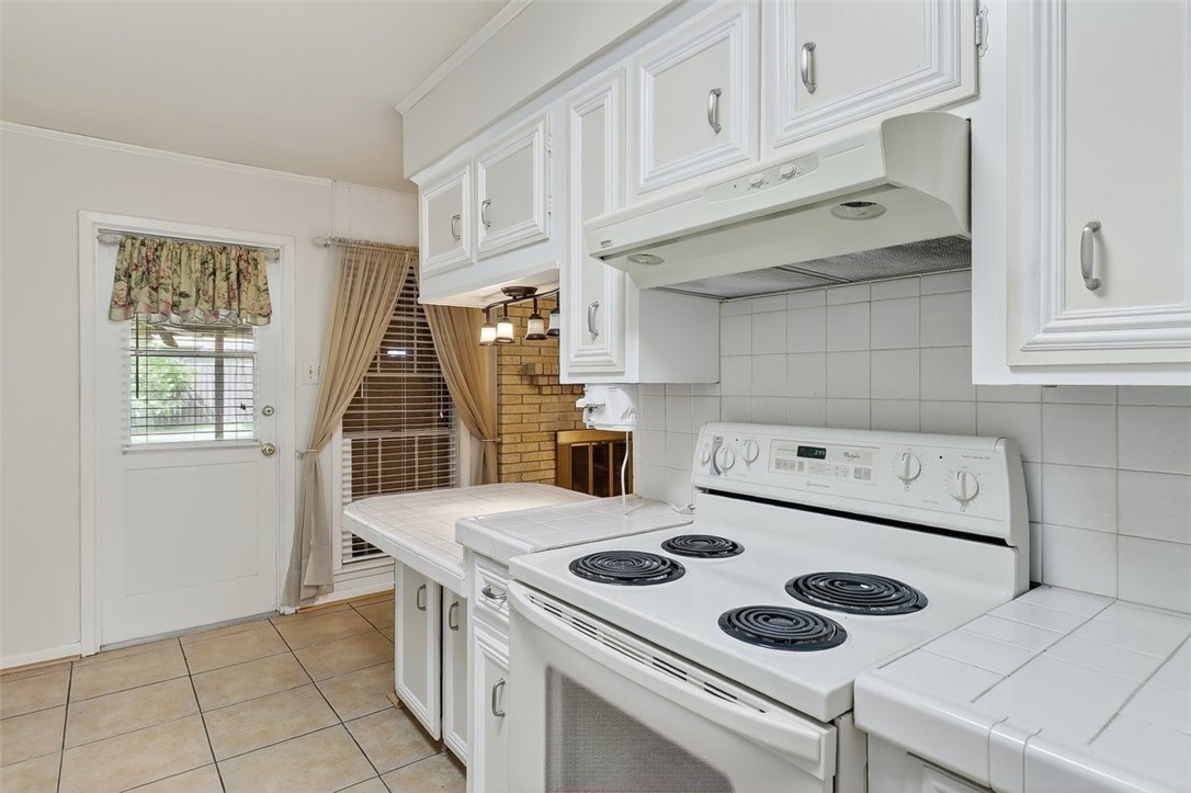 4634 Bonner Dr Property Photo 11