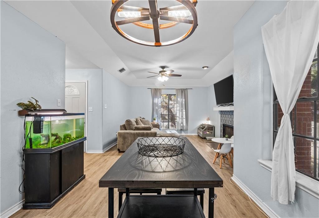 7302 Winding Star Dr Property Photo 3