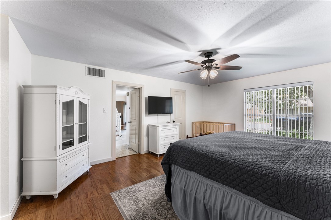 4325 Saint George Dr Property Photo 6