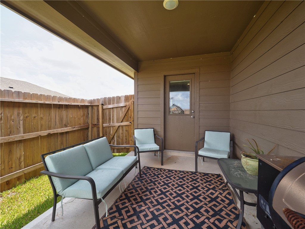 2693 Excelsior Blvd Property Photo 31