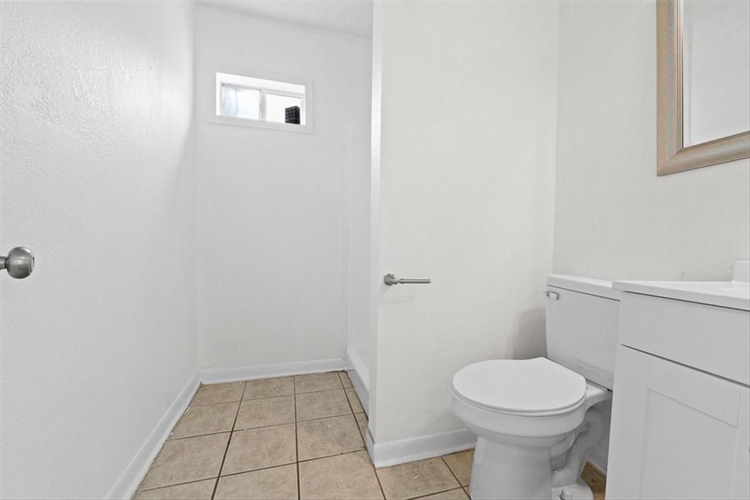 2853 Lawnview St Property Photo 14