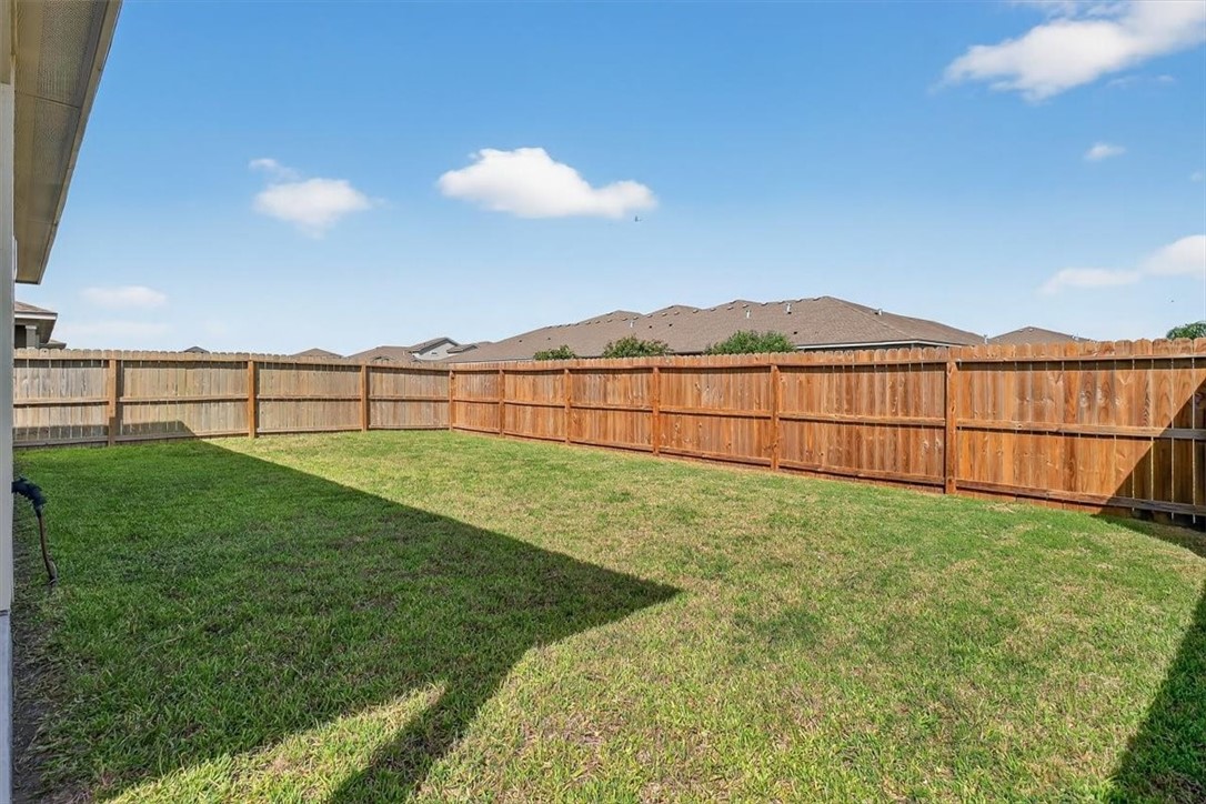 2113 Crystal Bay Dr Property Photo 26