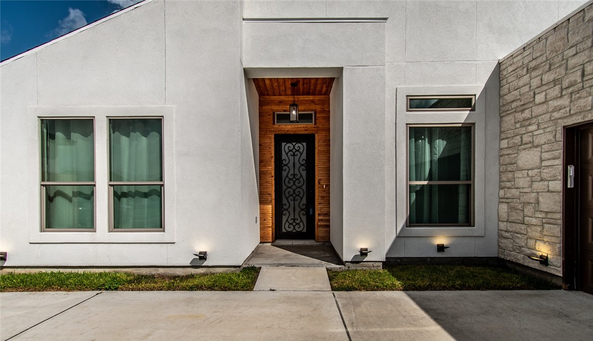 4801 Del Paseo St Property Photo 4