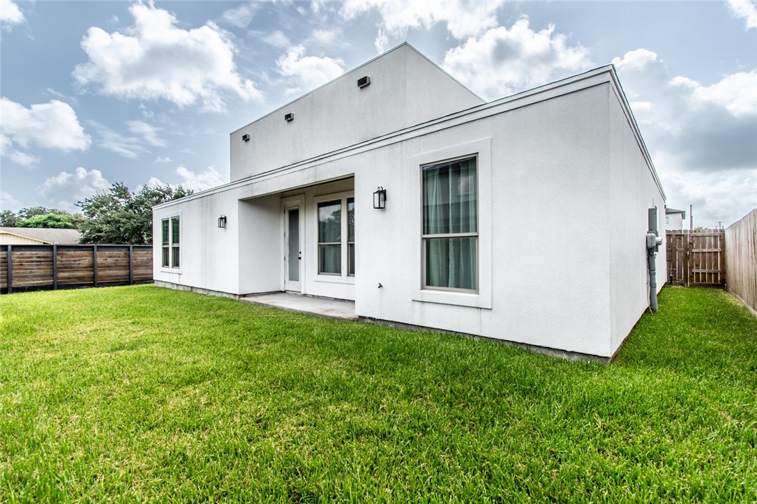 4801 Del Paseo St Property Photo 5