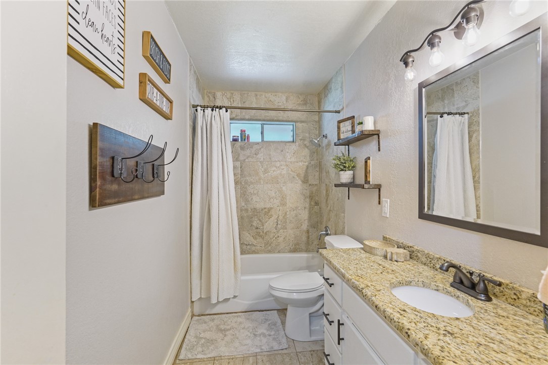 6205 Londonderry Dr Property Photo 11