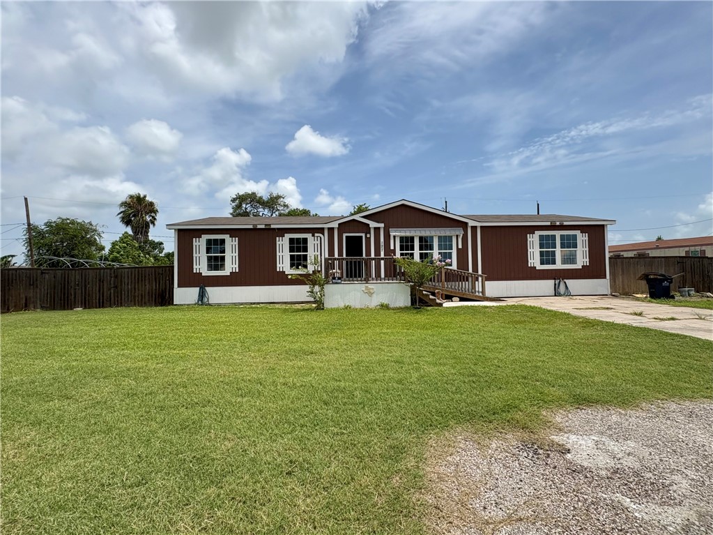 127 Copano Heights Blvd Property Photo 1