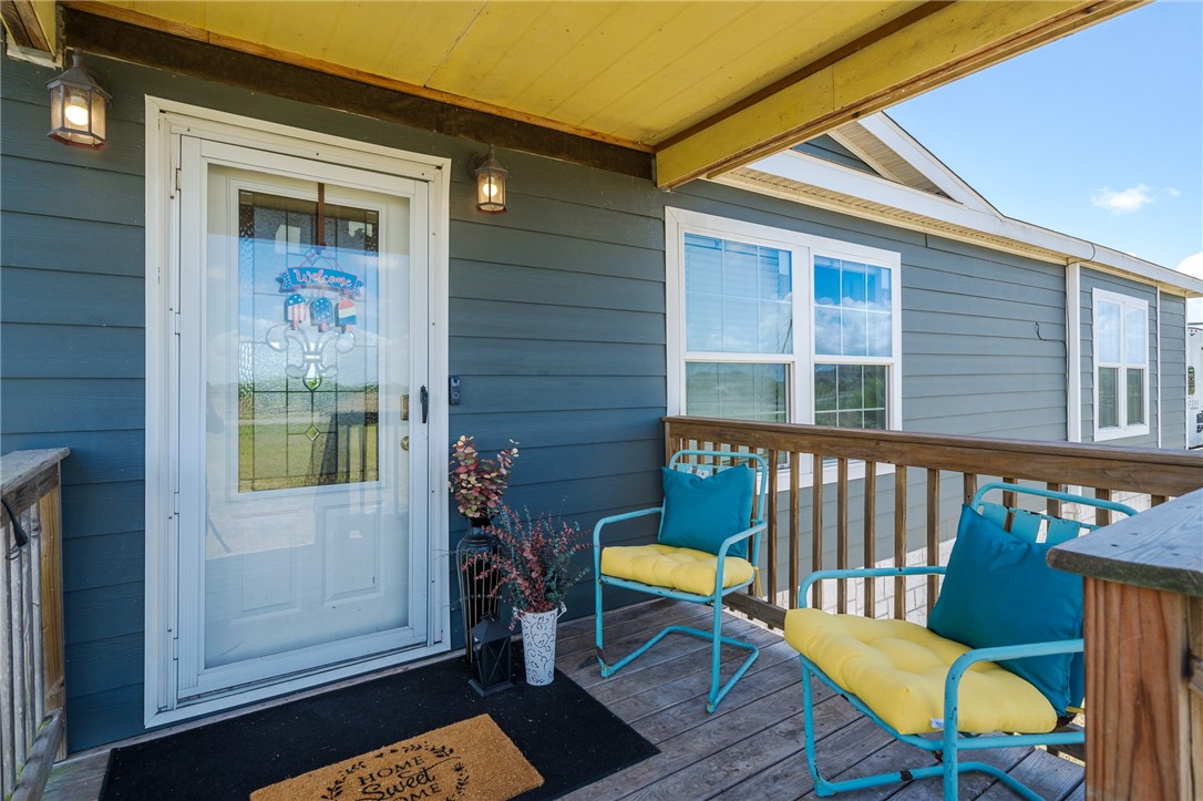 5884 County Road 2047 Property Photo 2