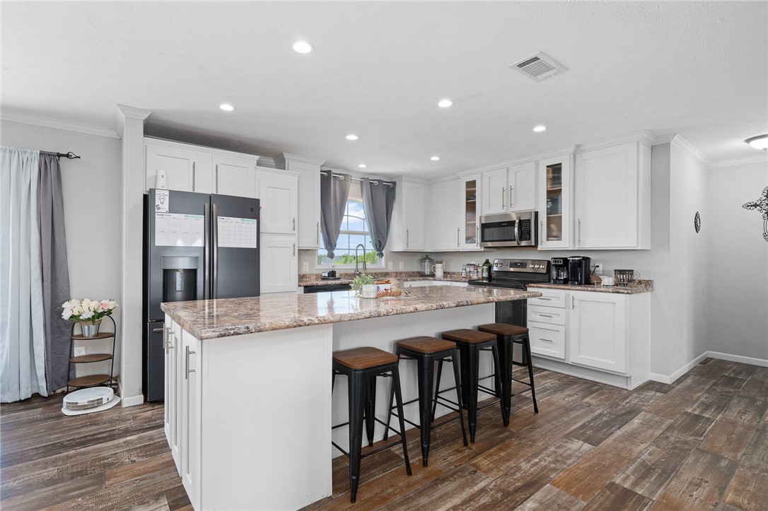 5884 County Road 2047 Property Photo 8