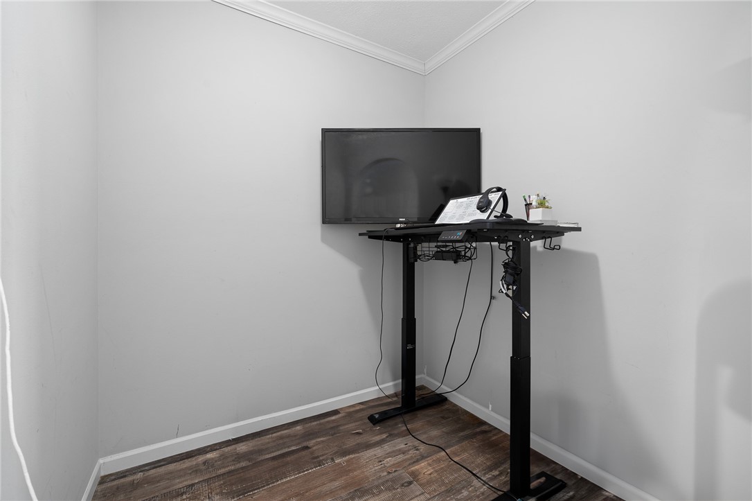 5884 County Road 2047 Property Photo 22