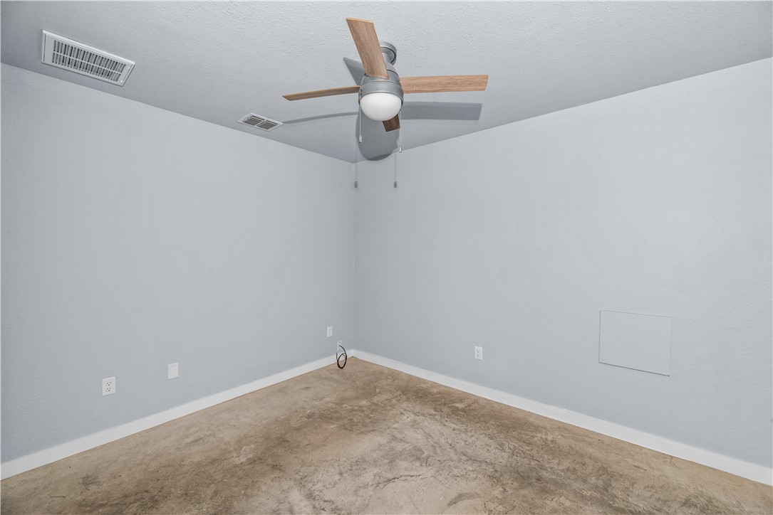 2122 Prairie Road Property Photo 12