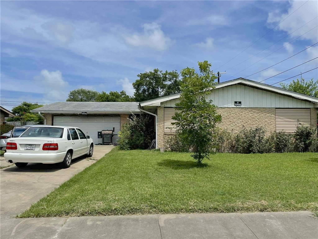 1318 Meadowlane Dr