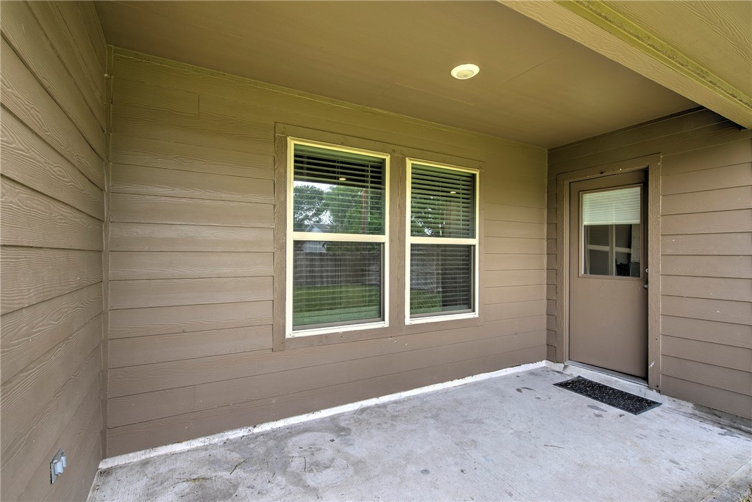 3922 Jayden Dr Property Photo 32