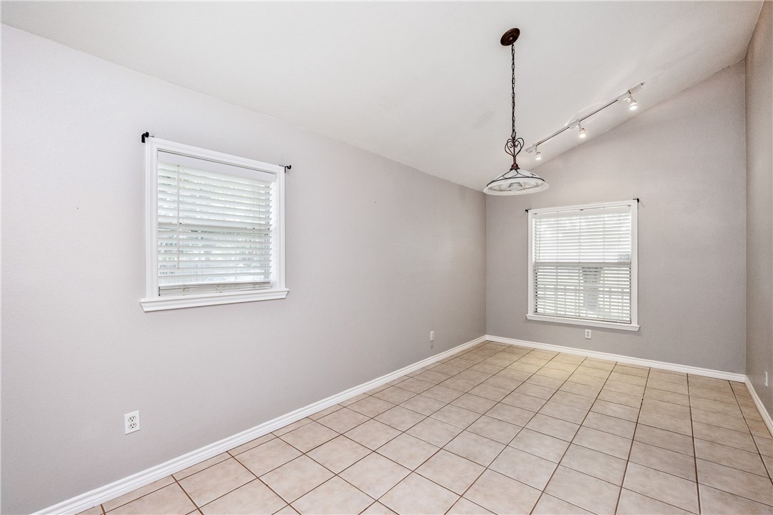 1129 Cicero Wood Property Photo 8