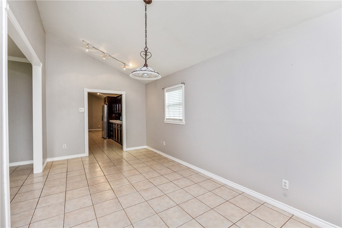 1129 Cicero Wood Property Photo 9