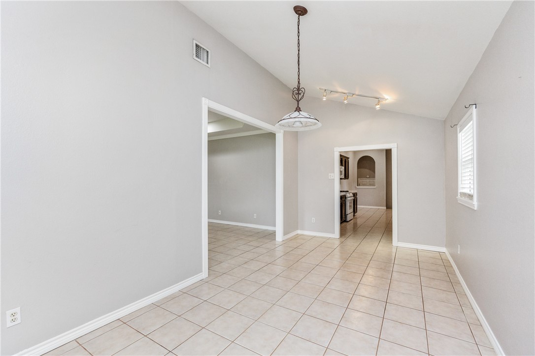 1129 Cicero Wood Property Photo 10