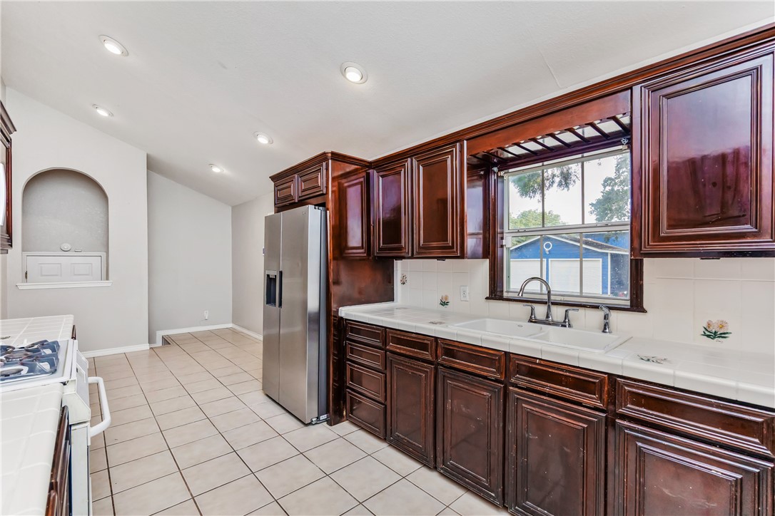 1129 Cicero Wood Property Photo 11